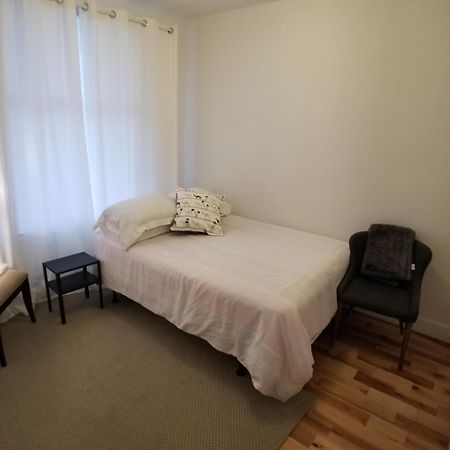 3 Bedroom Near Olympic Stadium Монреаль Экстерьер фото