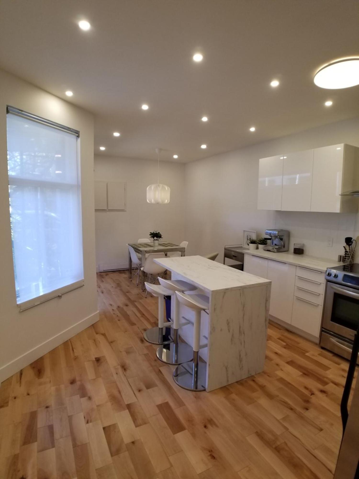 3 Bedroom Near Olympic Stadium Монреаль Экстерьер фото
