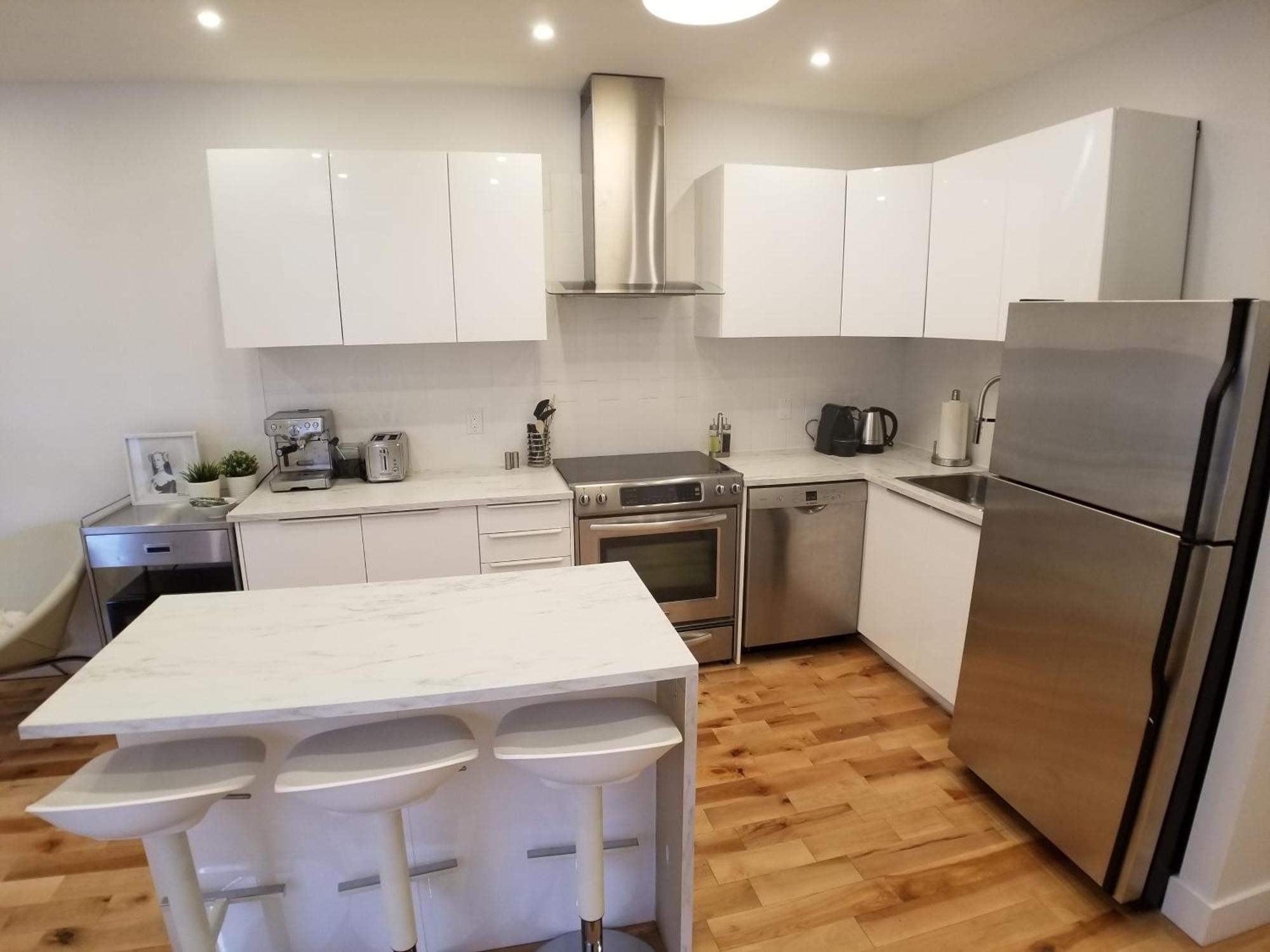 3 Bedroom Near Olympic Stadium Монреаль Экстерьер фото