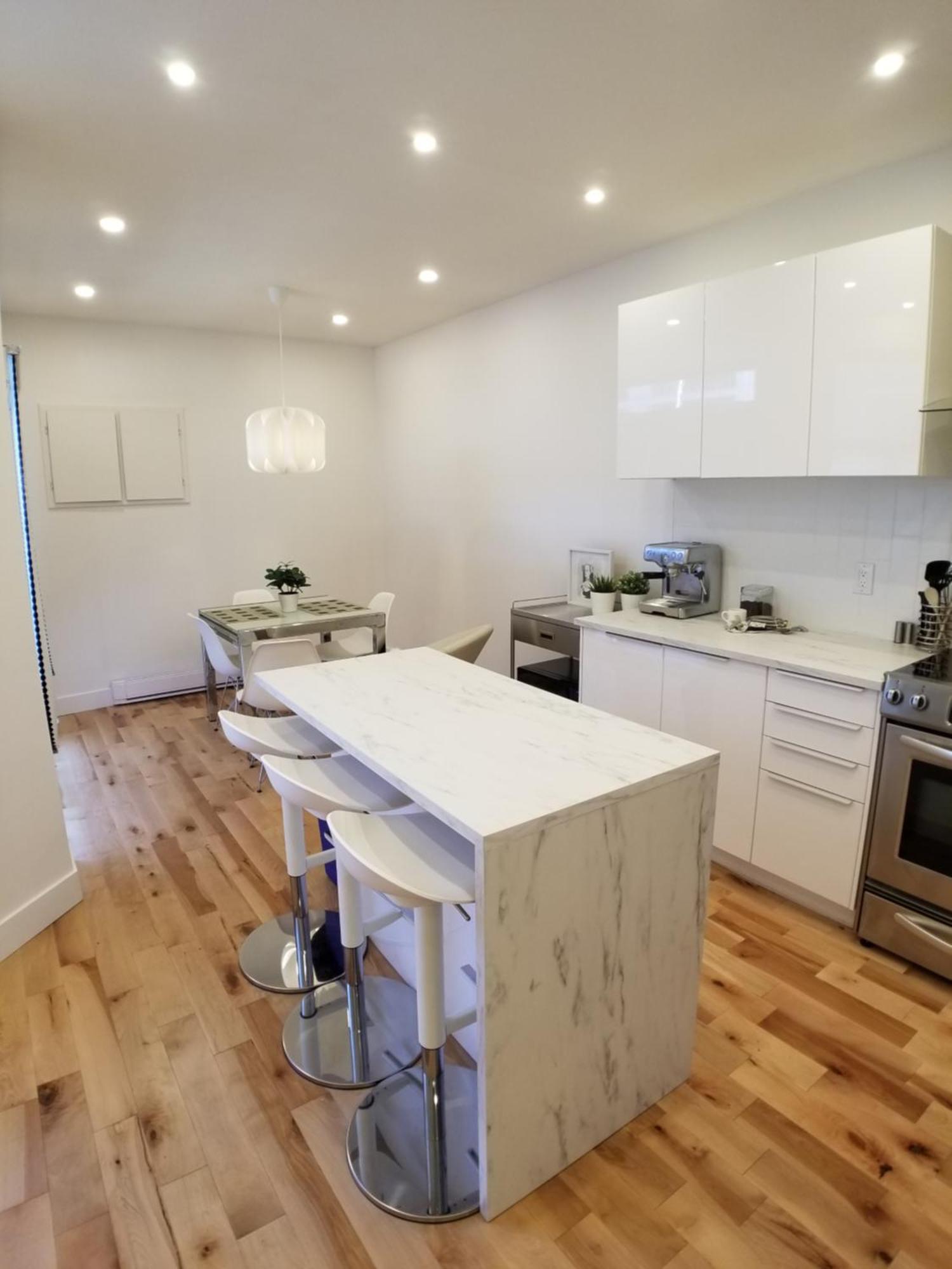 3 Bedroom Near Olympic Stadium Монреаль Экстерьер фото