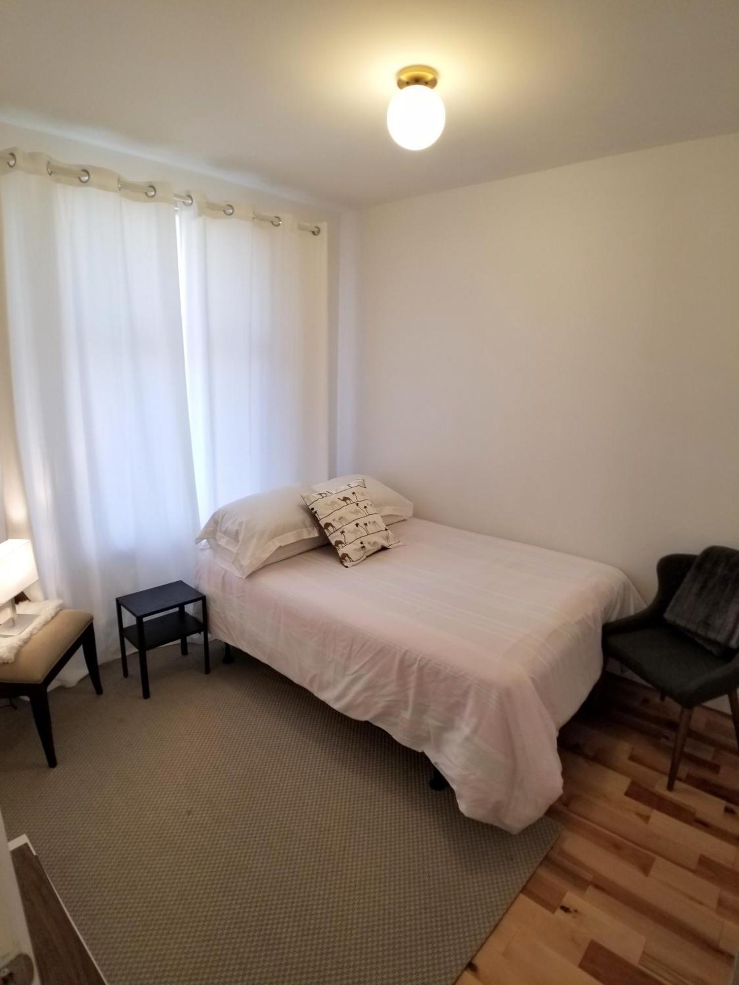 3 Bedroom Near Olympic Stadium Монреаль Экстерьер фото